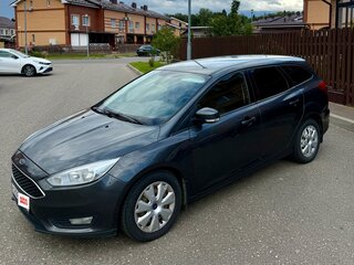 2015 Ford Focus III Рестайлинг, серый, 810000 рублей, вид 1