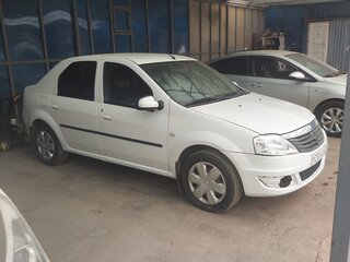 2014 Renault Logan I Рестайлинг, белый, 470000 рублей, вид 3