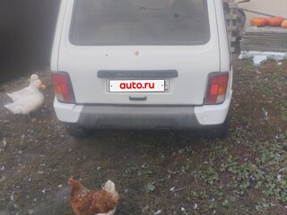 2011 Lada (ВАЗ) 2121 (4x4) I Рестайлинг, белый, 500000 рублей, вид 2