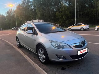 2011 Opel Astra J, серебристый, 450000 рублей, вид 2