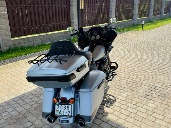 2017 Harley-Davidson Road Glide Special, серебристый, 1900000 рублей - вид 14