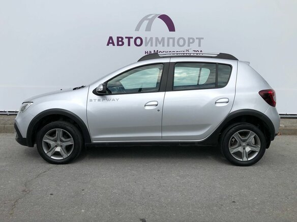 2019 Renault Sandero Stepway II Рестайлинг, серебристый - вид 4