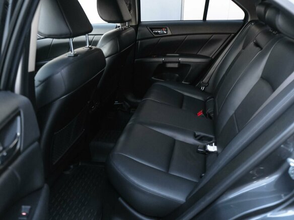 2010 Suzuki Kizashi, чёрный - вид 12