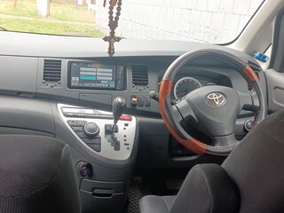 2011 Toyota ISis I Рестайлинг, синий, 1498000 рублей, вид 4