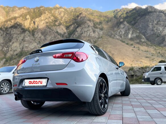 2011 Alfa Romeo Giulietta III, серый, 890000 рублей - вид 8