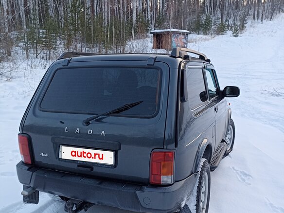 2017 Lada (ВАЗ) 2121 (4x4) Urban I Рестайлинг, серебристый, 750000 рублей - вид 12