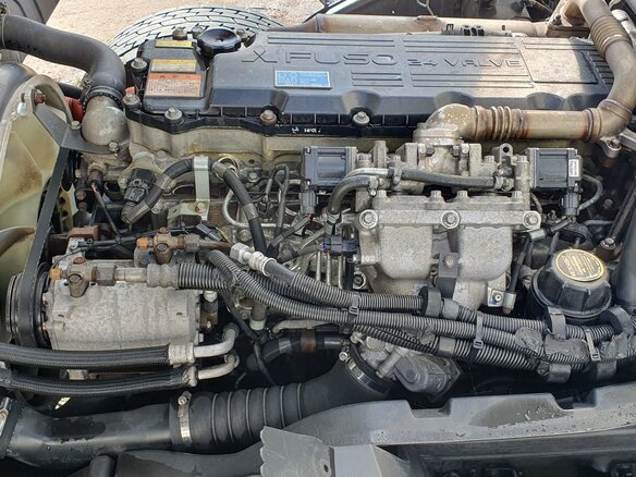 2013 Fuso (Mitsubishi) Fighter, белый, 6500000 рублей - вид 12