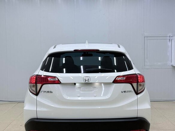 2022 Honda Vezel I Рестайлинг, белый, 1165000 рублей - вид 4
