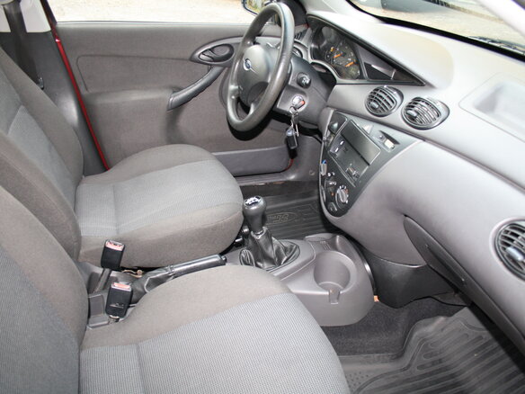 2003 Ford Focus I Рестайлинг, пурпурный - вид 22