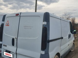 2002 Renault Trafic II, белый, 550000 рублей, вид 3