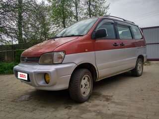 1998 Toyota Town Ace Noah III, красный, 450000 рублей, вид 1