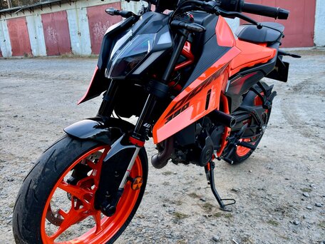 2023 KTM 390 Duke, оранжевый, 560000 рублей, вид 1