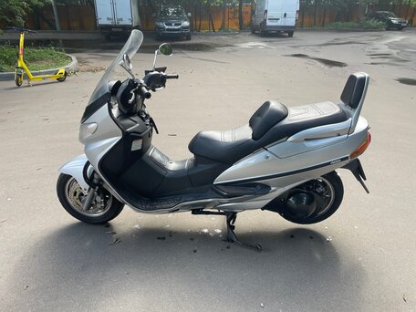 1999 Suzuki Burgman (SkyWave) 400, серебристый, 135000 рублей, вид 1
