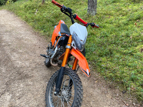 2024 Kayo Basic TT125, оранжевый, 74999 рублей, вид 1