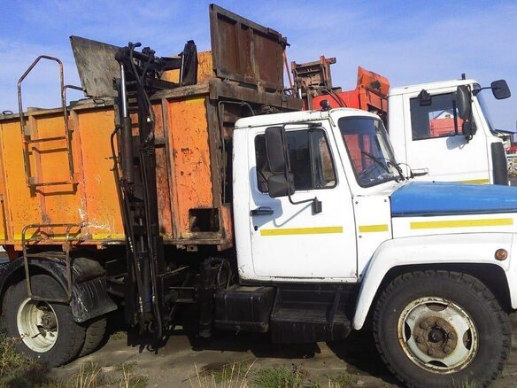 2010 ГАЗ-САЗ 3902, белый, 450000 рублей - вид 3