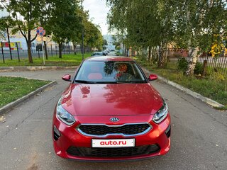 2019 Kia Ceed III, красный, 1450000 рублей, вид 2