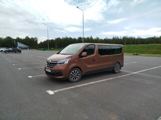 2020 Renault Trafic III, коричневый, 3200000 рублей, вид 1