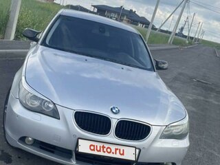 2003 BMW 5 серии 520i V (E60/E61), серебристый, 950000 рублей, вид 1