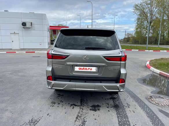 2015 Lexus LX 450d III Рестайлинг 2, серый, 6200000 рублей - вид 6