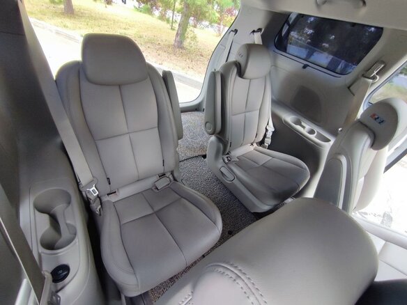 2020 Kia Carnival III, белый, 3700000 рублей - вид 28