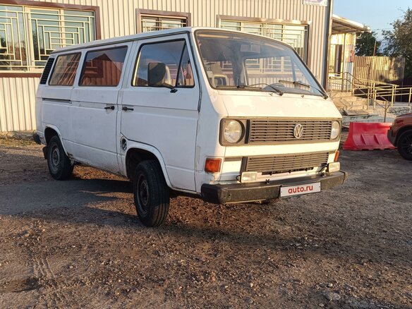 1988 Volkswagen Transporter 5-speed T3, белый - вид 1