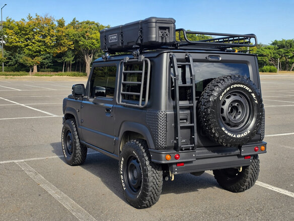 2022 Suzuki Jimny Kei car IV, чёрный, 1290000 рублей - вид 2