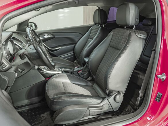 2013 Opel Astra GTC J Рестайлинг, красный - вид 8