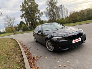 2010 BMW 5 серии 530d VI (F10/F11/F07), чёрный, 1700000 рублей, вид 3