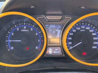 2012 Hyundai Veloster I, жёлтый, 940000 рублей, вид 5