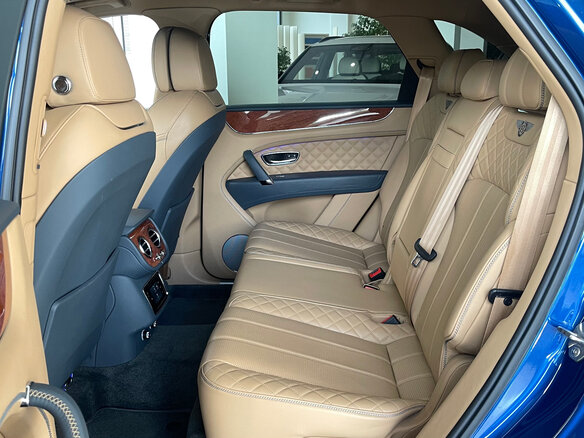 2018 Bentley Bentayga I, синий, 12900000 рублей - вид 12