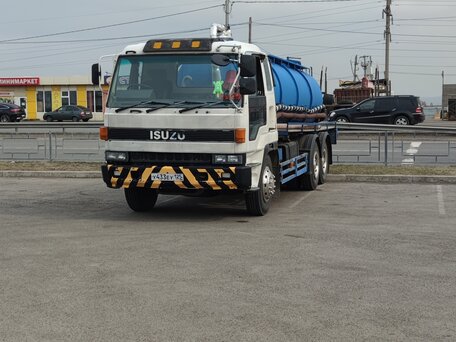 1988 Isuzu Ассенизаторская машина, белый, 6100000 рублей, вид 3