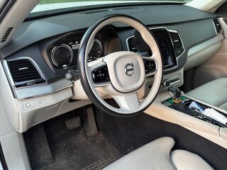 2017 Volvo XC90 II, белый, 2099000 рублей, вид 3
