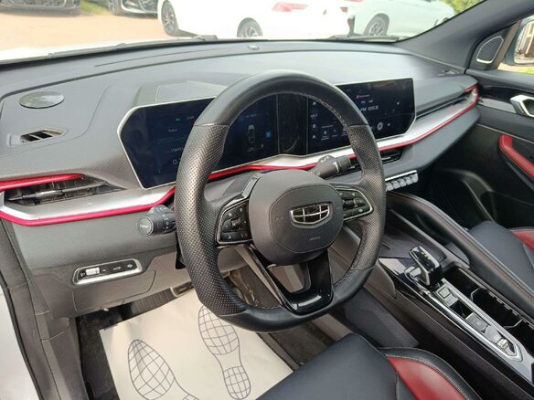 2024 Geely Coolray I Рестайлинг, белый, 1775000 рублей - вид 5
