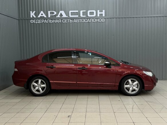 2006 Honda Civic VIII, красный - вид 4