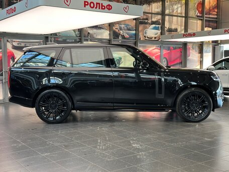 2026 Land Rover Range Rover D350 MHEV Long V, чёрный, 24900000 рублей, вид 2