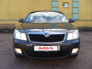 2011 Skoda Octavia II (A5) Рестайлинг, серый, 968000 рублей, вид 2