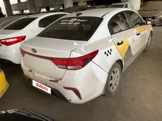2018 Kia Rio IV, белый, 474100 рублей, вид 5
