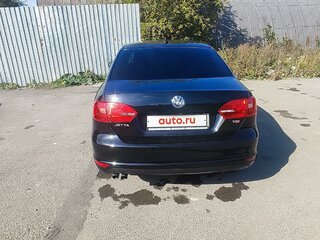 2011 Volkswagen Jetta VI, чёрный, 700000 рублей, вид 4
