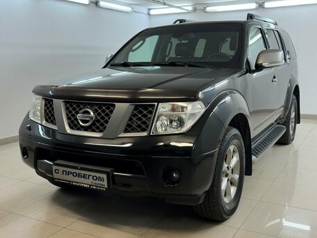 Nissan Pathfinder III