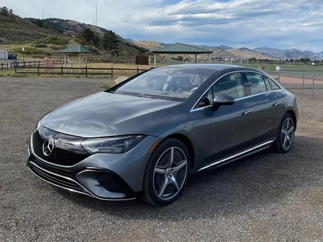 2025 Mercedes-Benz EQE 500, серый, 6340000 рублей, вид 1