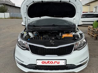 2012 Kia Rio III, белый, 600000 рублей, вид 3