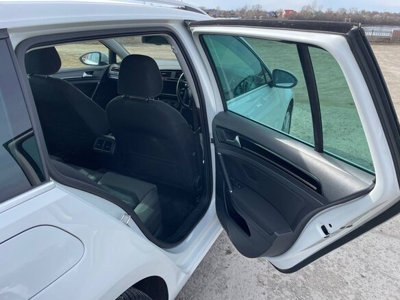2013 Volkswagen Golf VII, белый, 1200000 рублей - вид 26