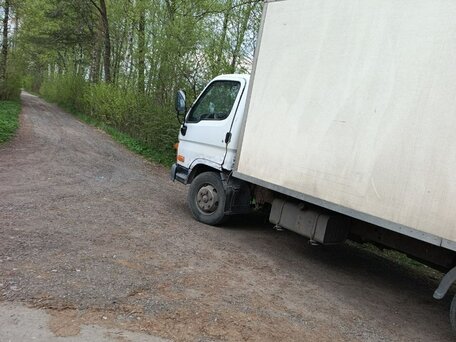 2005 Hyundai HD35, белый, 800000 рублей, вид 2