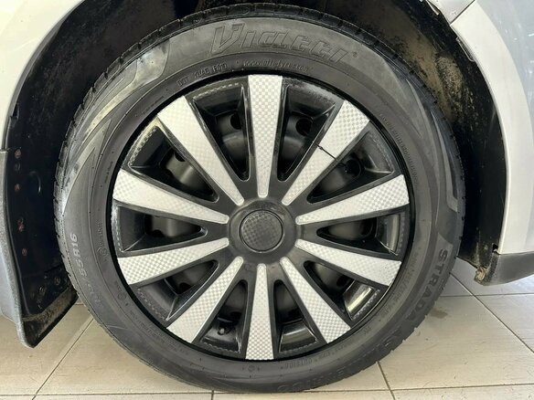 2012 Ford C-MAX II, серебристый, 730000 рублей - вид 3