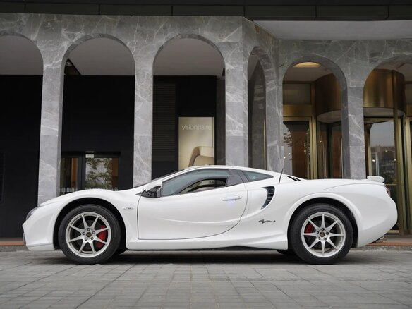 2010 Mitsuoka Orochi, белый - вид 3