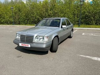 1994 Mercedes-Benz E-Класс 220 I (W124), серый, 1299000 рублей, вид 3
