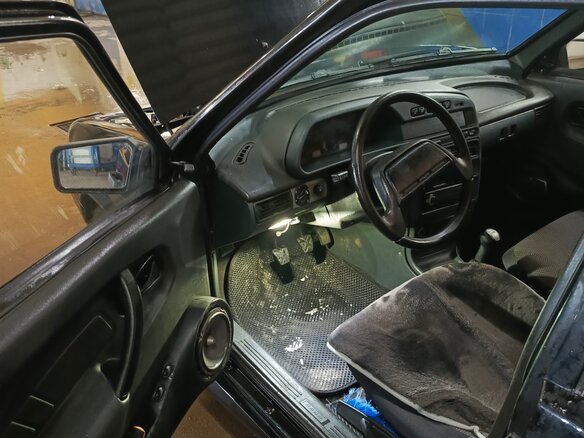 2011 Lada (ВАЗ) 2114, чёрный, 200000 рублей - вид 7