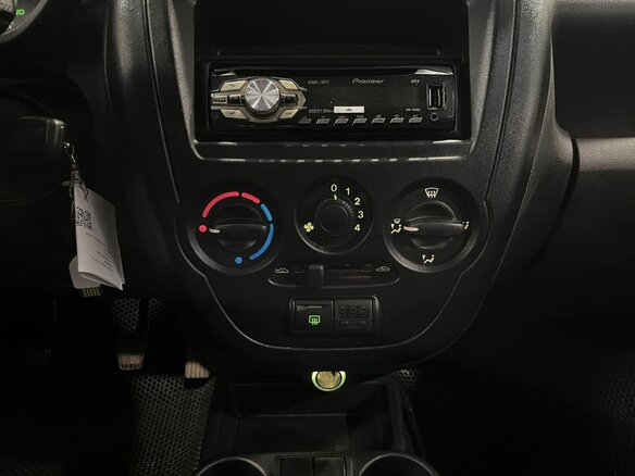2014 Lada (ВАЗ) Granta I, серый, 318000 рублей - вид 14