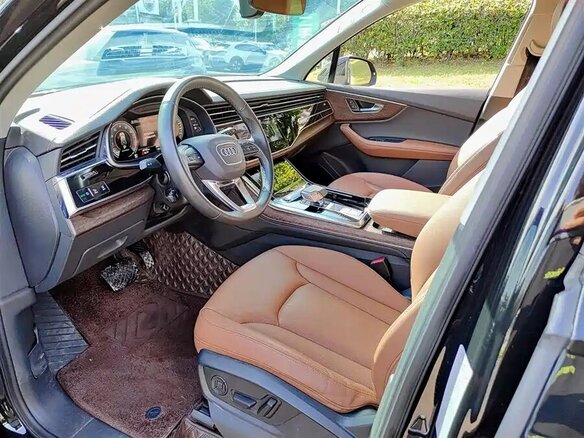 2024 Audi Q7 55 TFSI II (4M) Рестайлинг, чёрный - вид 5