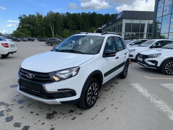 2026 Lada (ВАЗ) Granta Cross I Рестайлинг, белый - вид 5